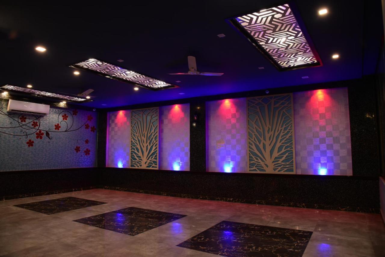 The Park Presidency Hotel 바레일리 외부 사진