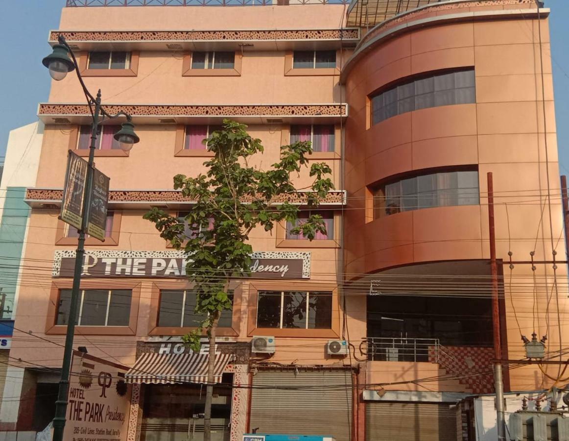 The Park Presidency Hotel 바레일리 외부 사진